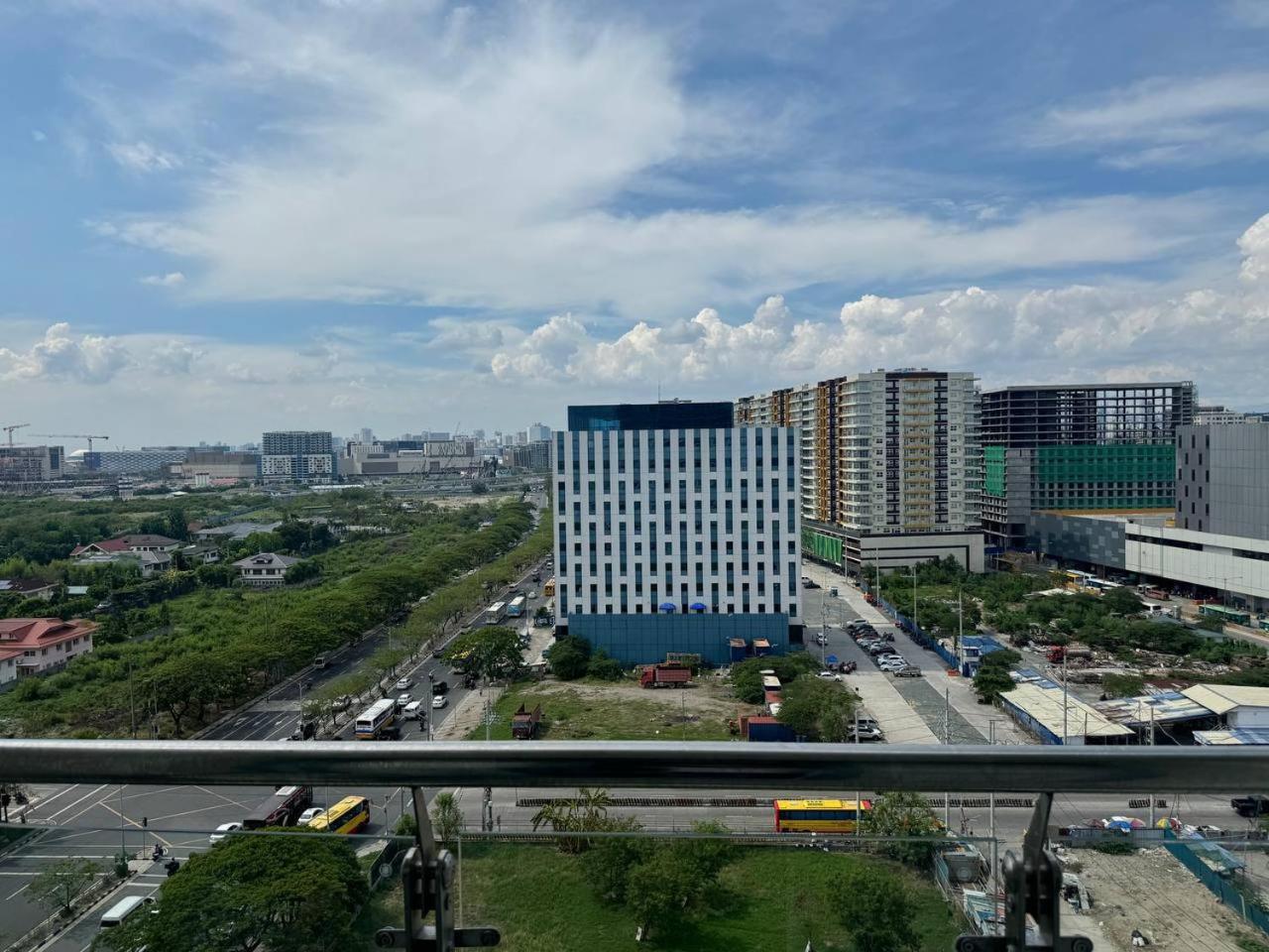 L Condotel Paranaque City Exterior foto